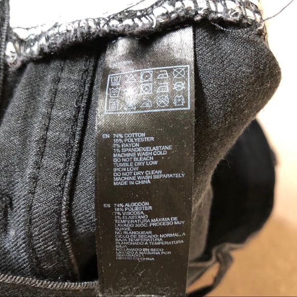 Forever 21, low rise, 25 waist, skinny jeans C - Picture 3 of 4